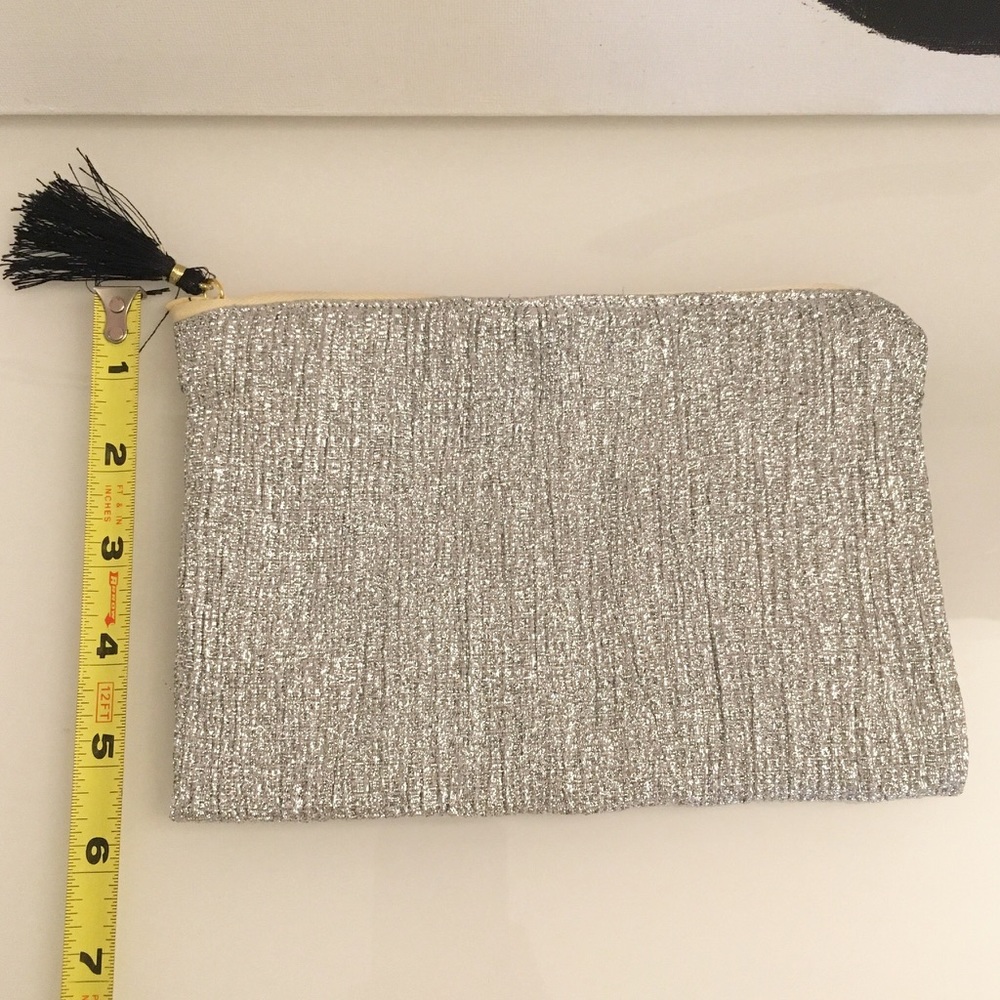 THE WHITE ROSE SILVER COSMETIC POUCH NWOT